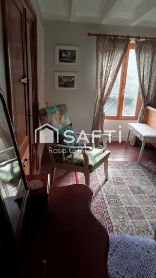  Maison  vendre 10 pices 270 m