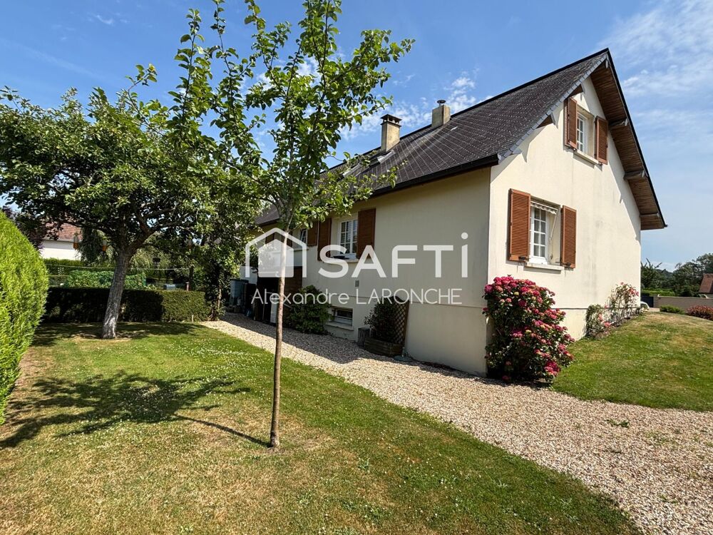 Spacieuse maison, 5 chambres à 5 minutes au nord de Lisieux.