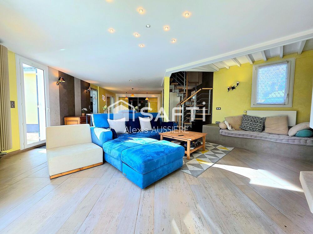 MAISON 214M2 +402 M2 TERRAIN