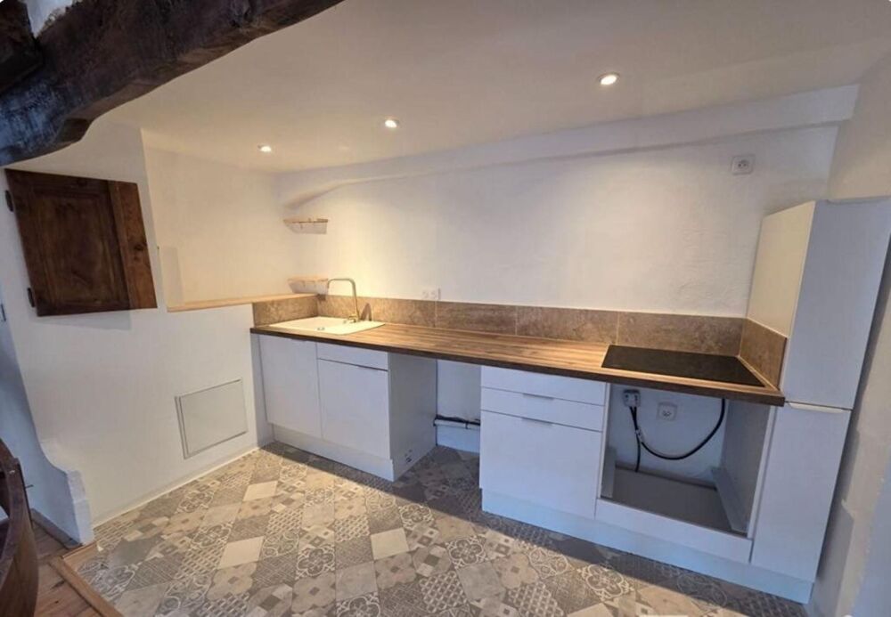 Appartement duplex entièrement rénové avec cave