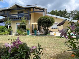  Maison  vendre 6 pices 185 m