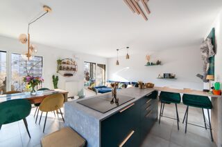  Appartement � vendre 4 pi�ces 84 m�