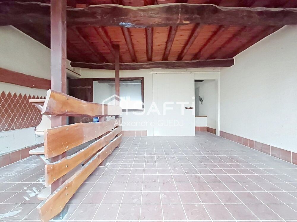 GRANDE MAISON A RENOVER AVEC GARAGE/ATELIER DE 50M² ET TERRAIN DE 450 M²
