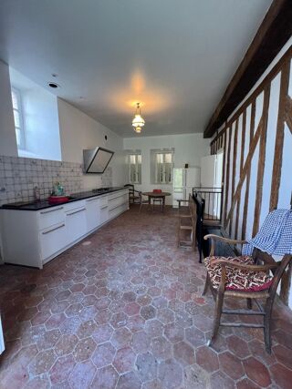  Maison � vendre 9 pi�ces 276 m�