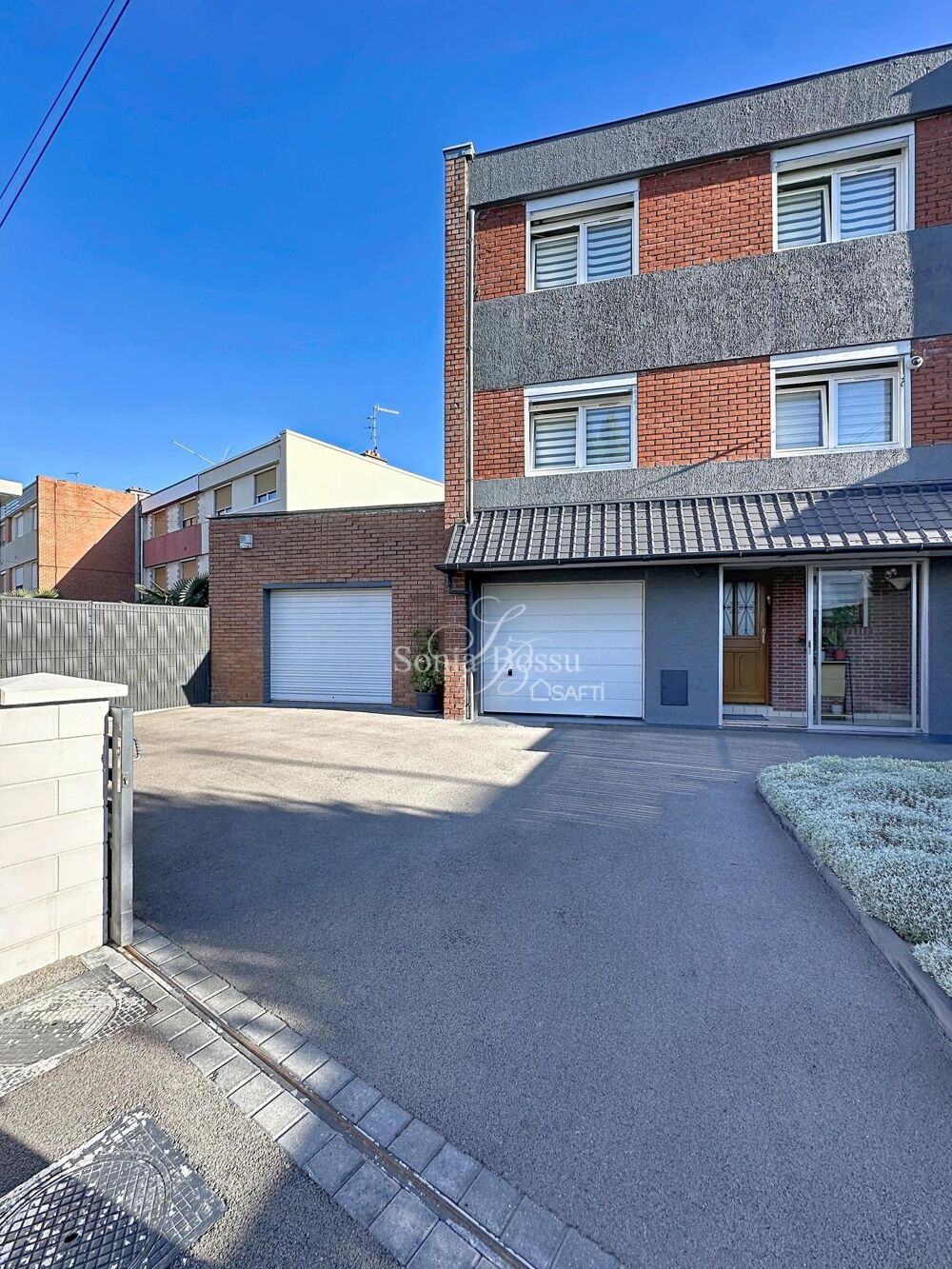 Vente Maison MAISON FAMILIALE SEMI INDIVIDUELLE STYLE BEL ETAGE 4 CHAMBRES + 2 GARAGES Avion