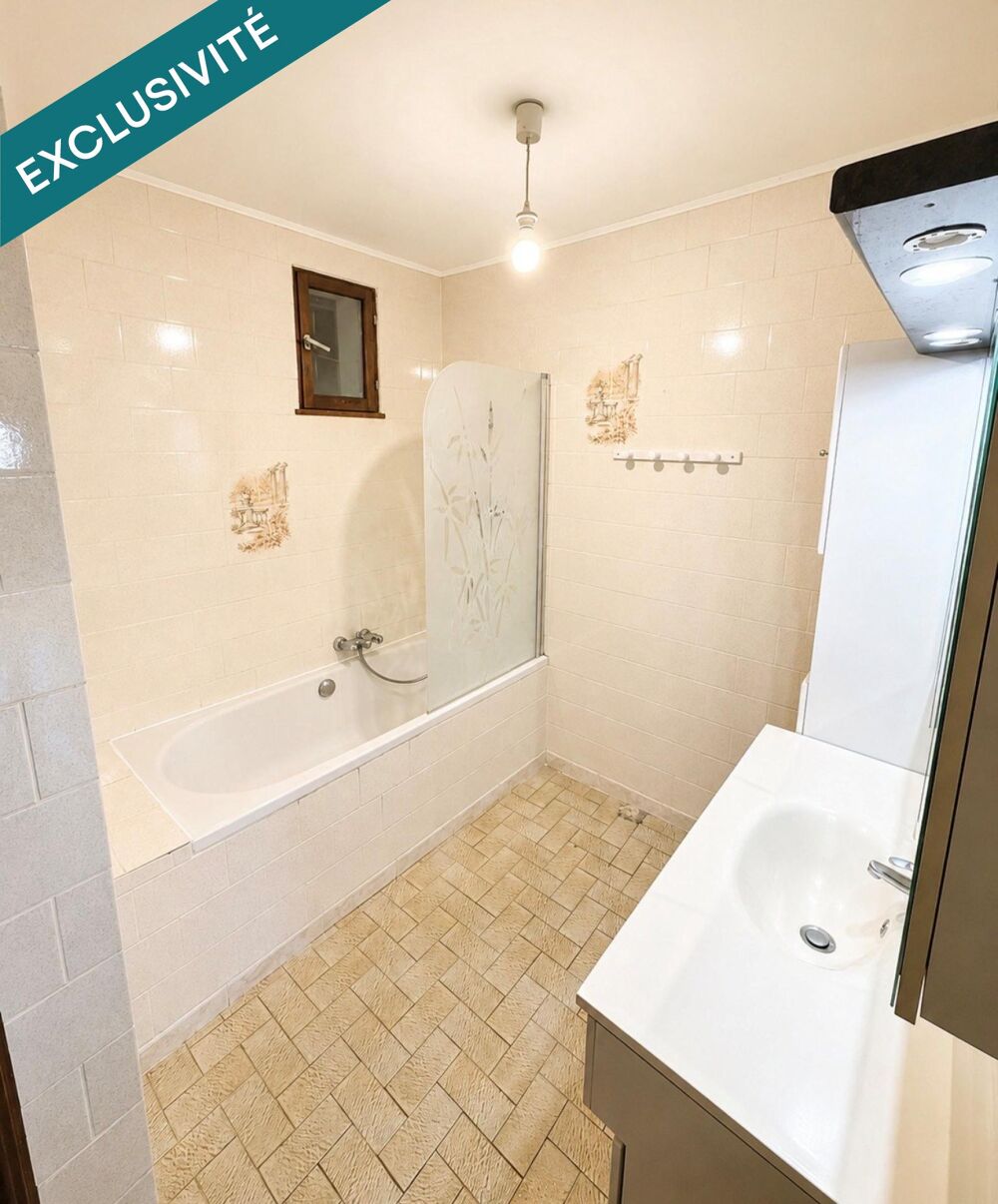 Vente Maison Maison de village F5 avec jardin et piscine Venere
