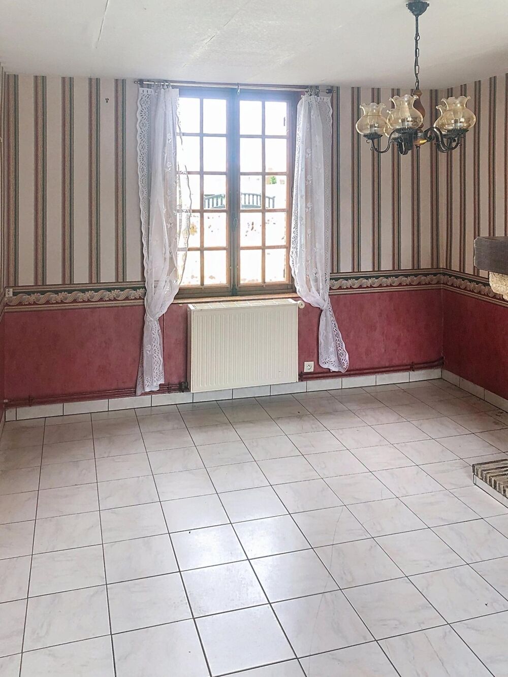 Vente Maison Maison traditionnelle en bon état général avec dépendances Bourth