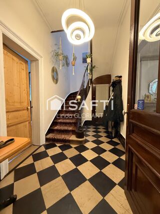  Maison � vendre 15 + pi�ces 273 m�