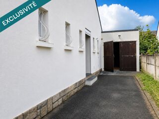 Vente Maison Maison non mitoyenne, 5 chambres et grand garage avec entrées indépendantes - un potentiel à exploiter ! Coueron