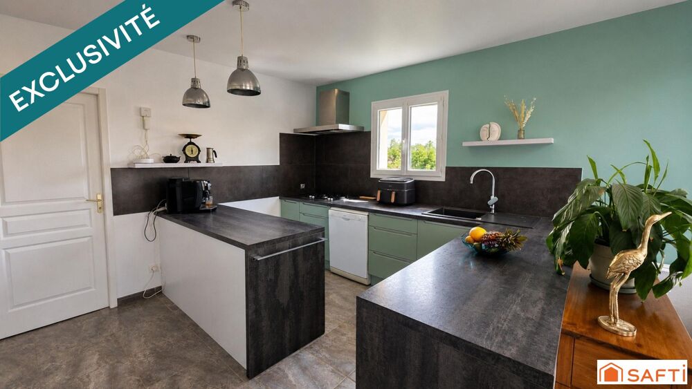 Plain-pied de 145 m² avec piscine et espace indépendant