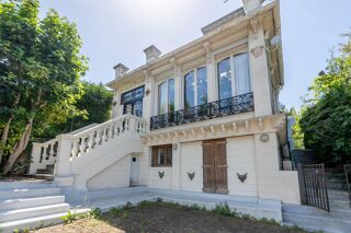  Maison à vendre 10 pièces 316 m²