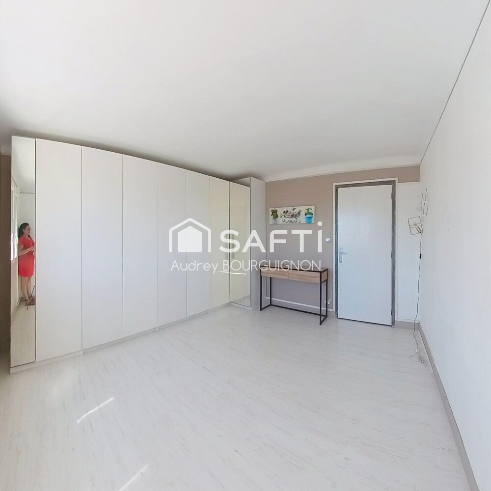 Vente Appartement Appartement familial T5 de 117 m² avec terrasse Le thor