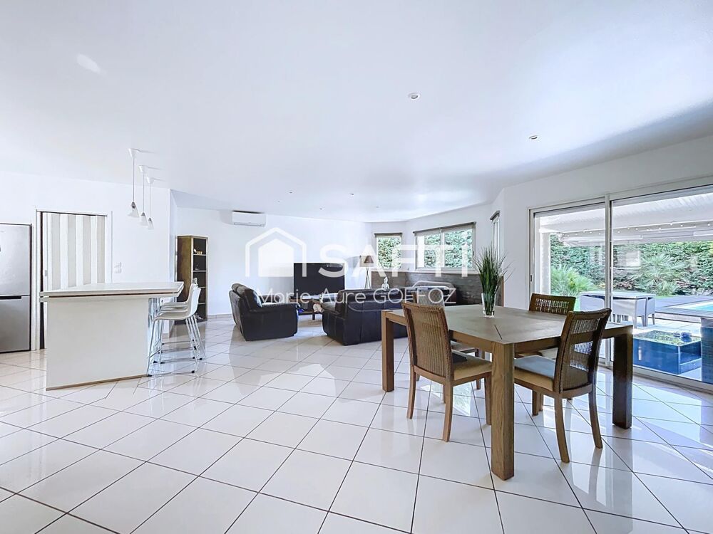 Vente Maison Belle contemporaine de plain pied avec piscine Blanquefort