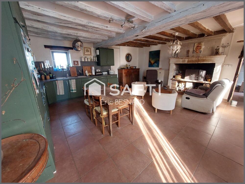 Propriété avec gîtes 14 pièces 278m2 environ 86200 Sammarçolles
