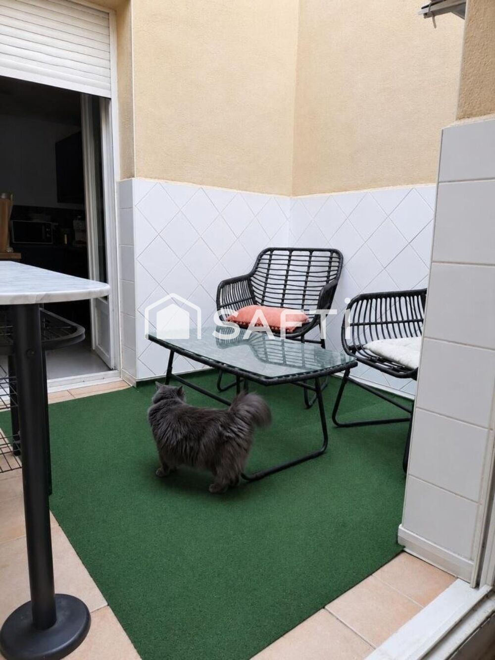 Maison de village, env. 120m2, 5p., 3 ch., garage