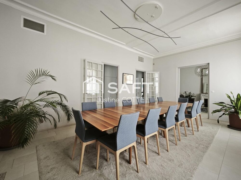 Vente Maison Élégante maison de caractère à Nîmes Nimes