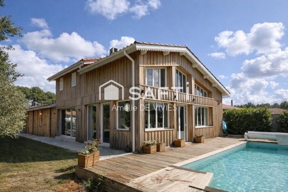 Maison 8 pièces 174 m² · à Ares · 174 m² · 995 000 €