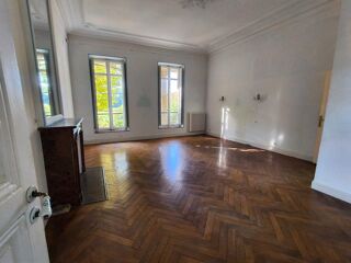  Maison � vendre 15 + pi�ces 510 m�