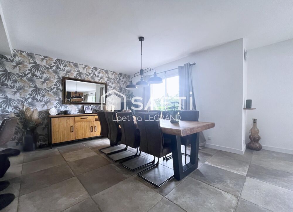 Maison spacieuse et familiale à Bégard, au coeur des Côtes-d'Armor, entre Lannion et Guingamp, à seulement 20 minutes de la côte