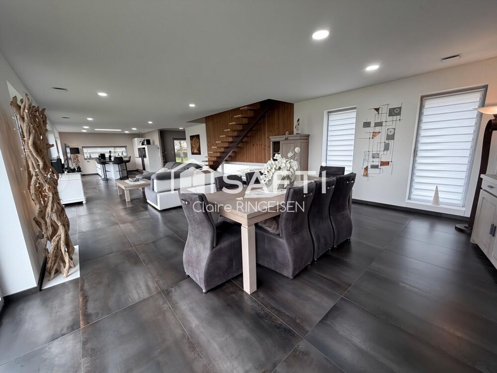 Sublime maison - 242m² - Grundviller