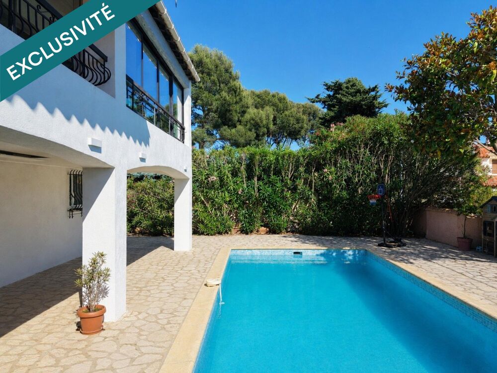 EXCLUSIVITÉ  Villa familiale avec piscine à proximité du Brusc et des plages