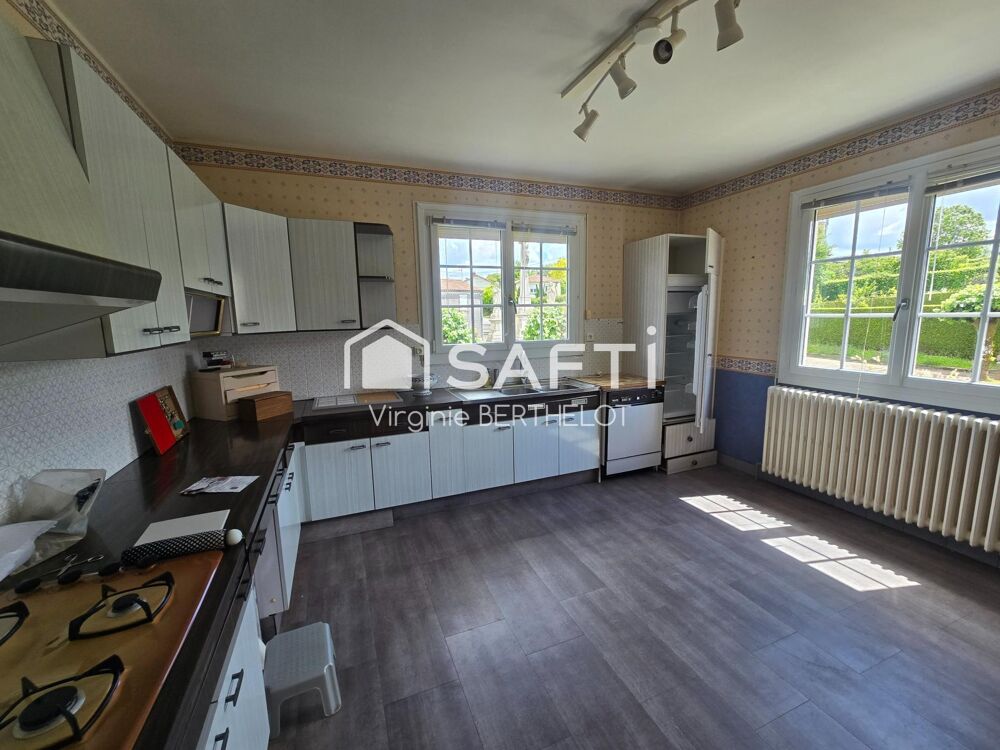 PAVILLON SUR SOUS SOL / 3 CHAMBRES / GRAND GARAGE / A L'ABSIE