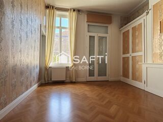  Maison  vendre 8 pices 180 m