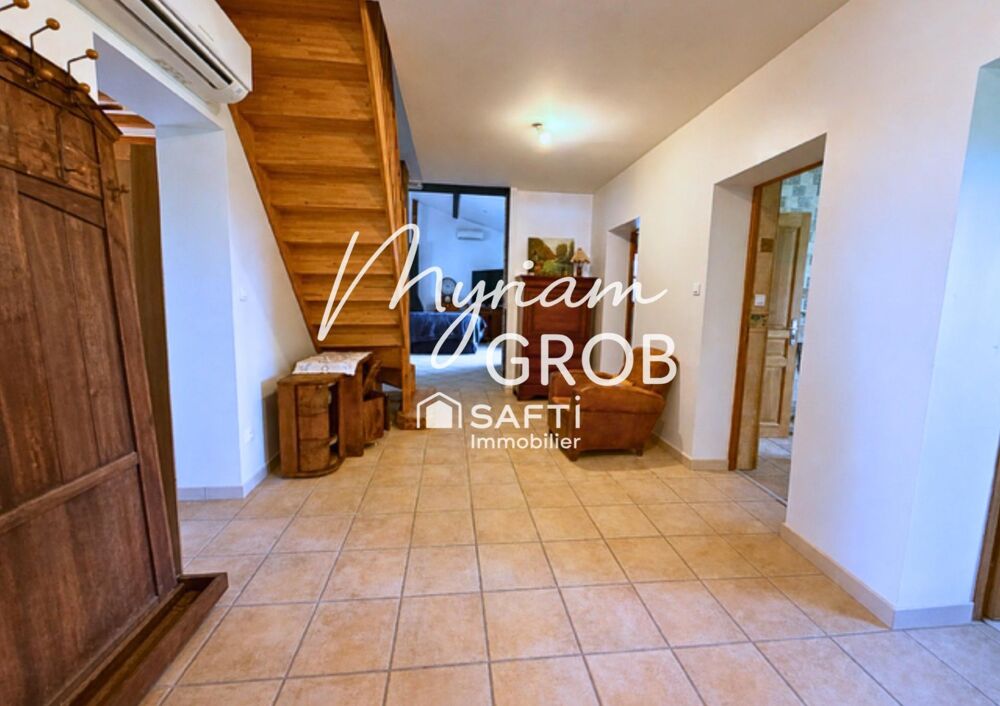 Propriété de 185 m2 avec nature à perte de vue aux pied des coteaux du Fau- Montauban