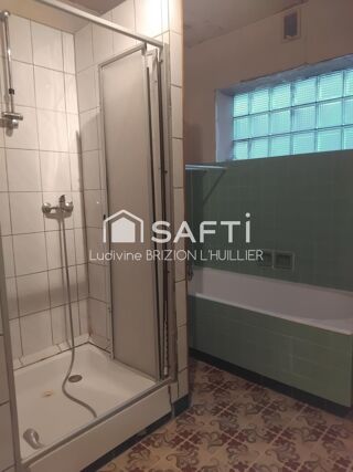  Immeuble � vendre 164 m�