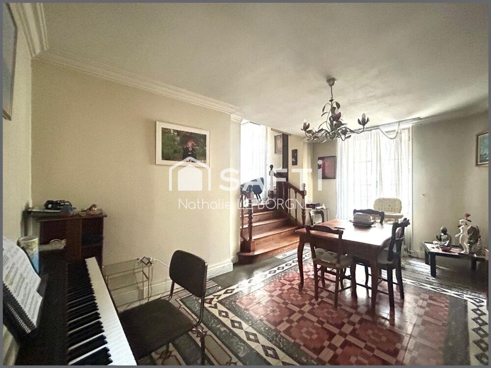 Belle maison de ville avec local professionnel
