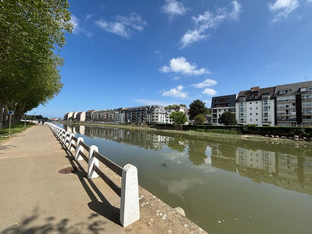 Vente Appartement Appartement 50 m2 à DEAUVILLE, 10 MIN à pied de la MER et 5 MIN de la GARE. Deauville