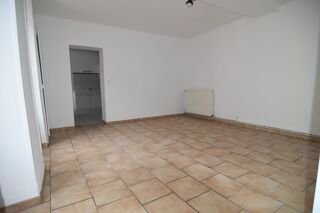  Appartement à louer 2 pièces 69 m²