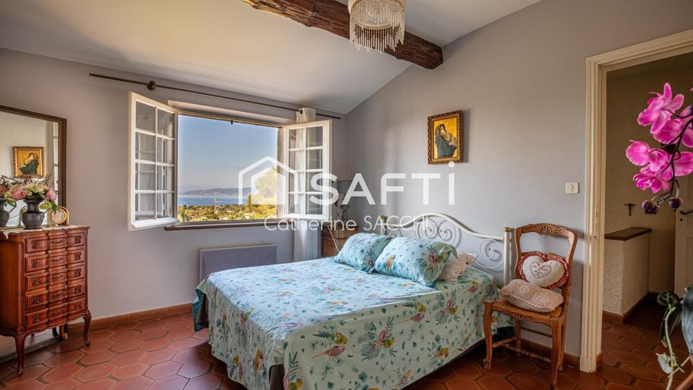 à vendre  Maison Saint-Raphaël (83700)