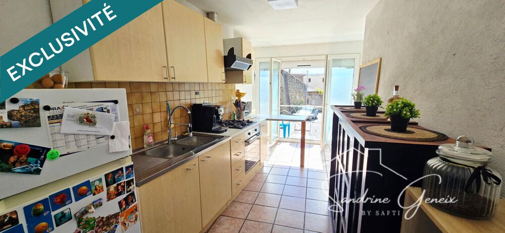 Vente Maison Maison de bourg avec balcon et dépendances Saint-germain-lembron