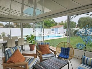 Vente Maison Maison familiale de 177m² utile, 4 chambres, piscine chauffée et grand garage Angoulins