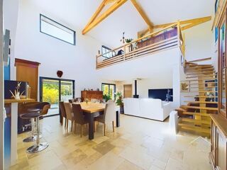  Maison � vendre 8 pi�ces 224 m�