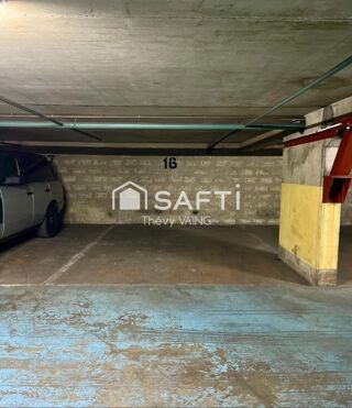  Parking / Garage à vendre 19 m²