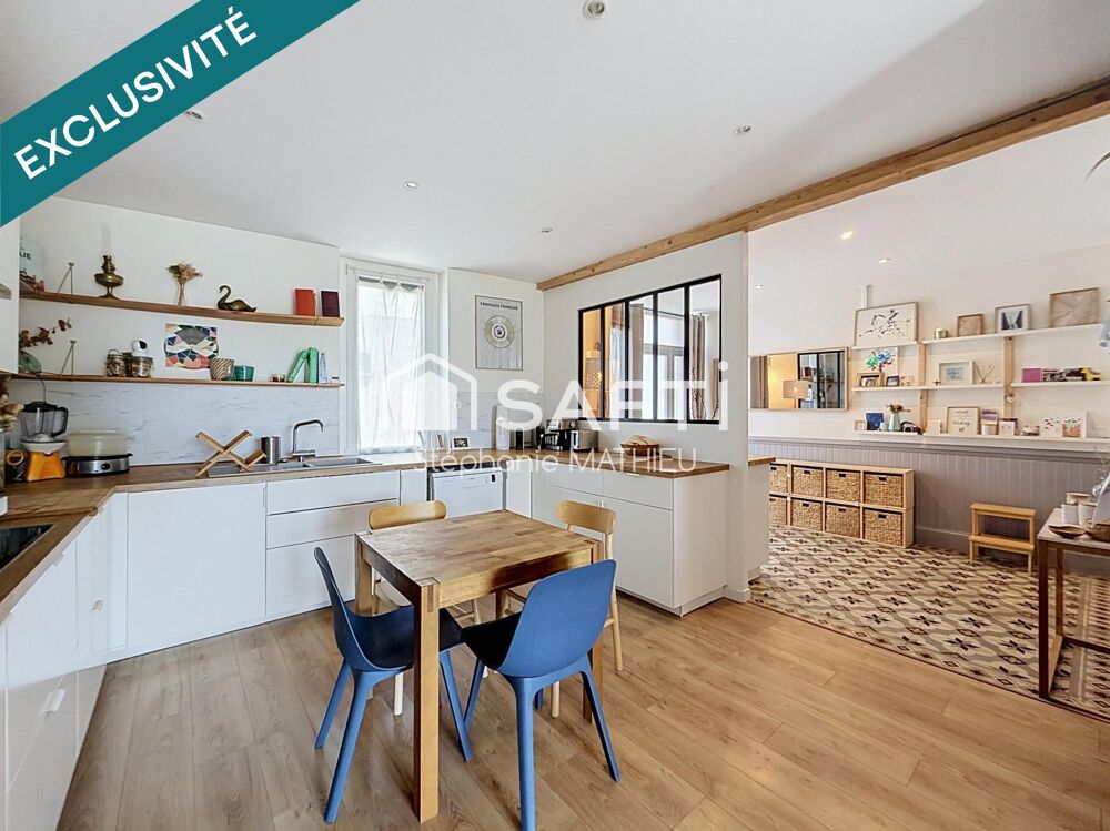 Le charme d'une maison de village, le confort d'une rénovation récente.