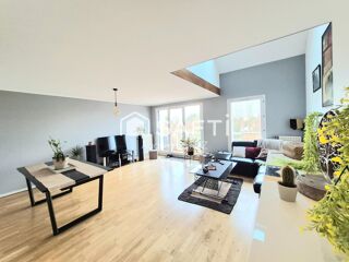 Appartement 6 pièces 142 m² · à Pontault-Combault · 142 m² · 319 000 €