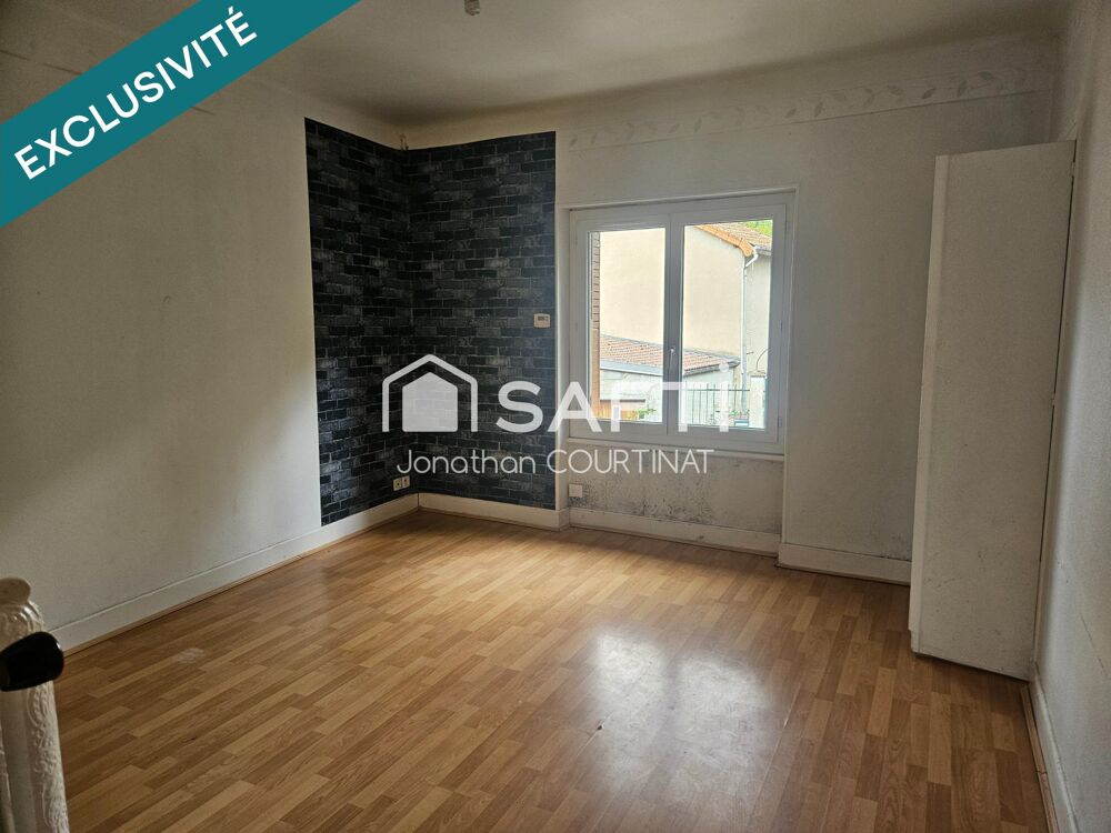 Maison 4 chambres, grange et 890 m² de terrain