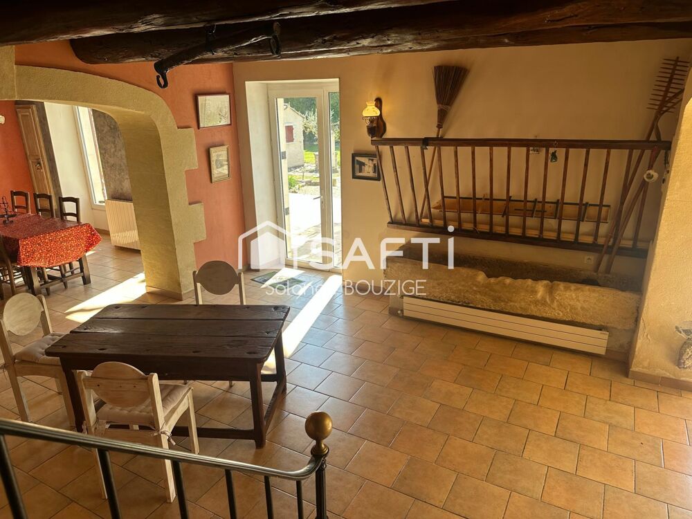 Vente Maison Mas en pierre avec de beaux espaces à ST ANDIOL Saint-andiol