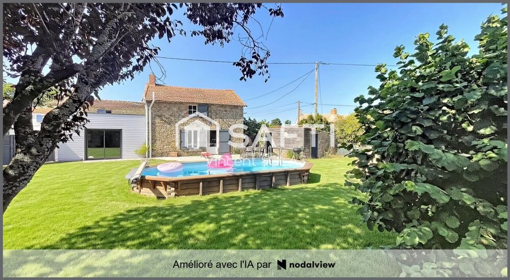 Maison en Pierre Rénovée de 210 m² sur 937 m² - 6 Chambres - 3 SDE - 3 WC - Piscine