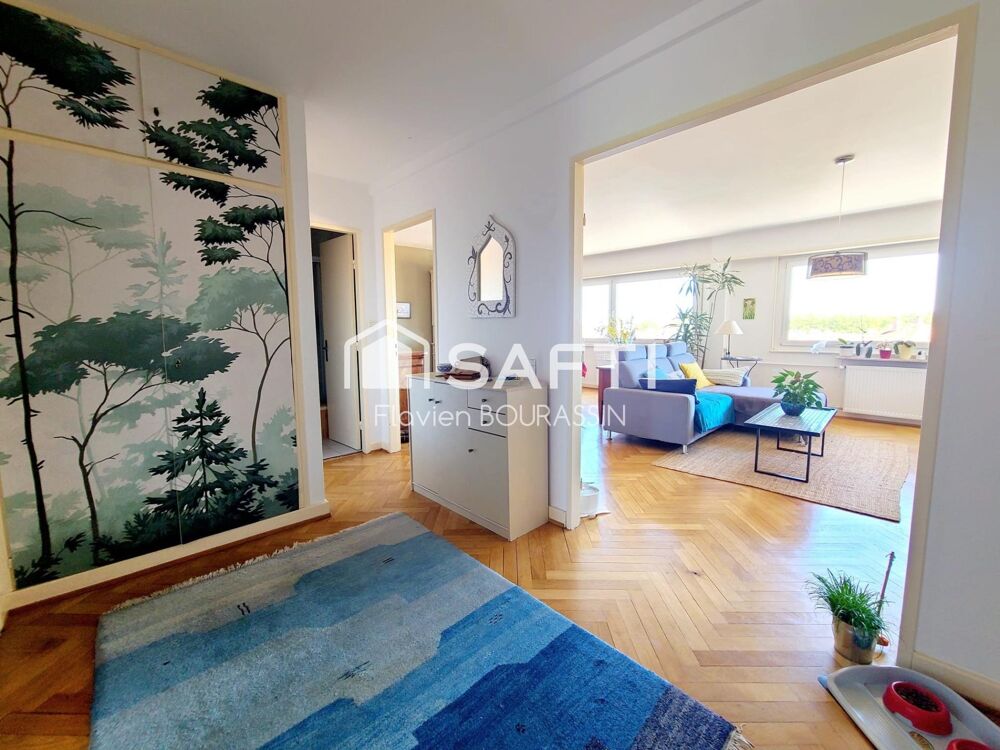 Koenigshoffen - Balcon - Ascenseur - Cave - Garage