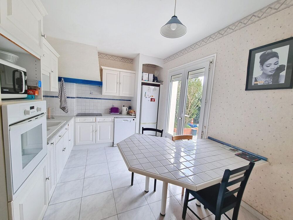 Grande maison familiale  207 m²  7 chambres - Sous-Sol - Garage - Jardin