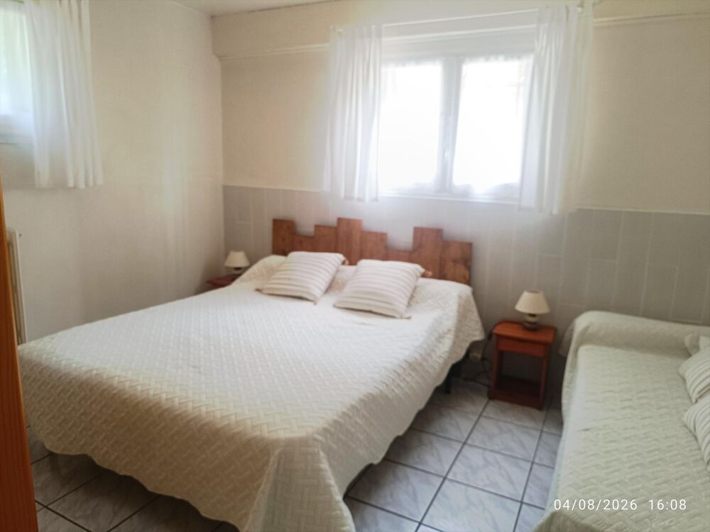 Vente Maison Dans là campagne d Ustaritz, vois découvrirez CETTE Maison spacieuse équipée d Une doublé pompe à chaleur, zvec vie dure la camp Ustaritz