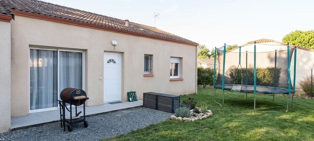 Maison récente avec jardin clos