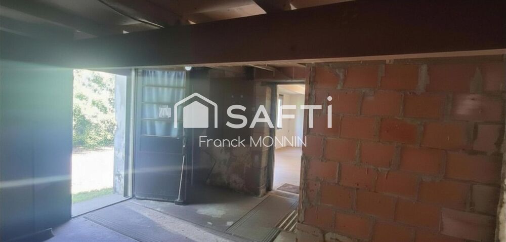 Maison 3 chambres à rénover sur 1338m²