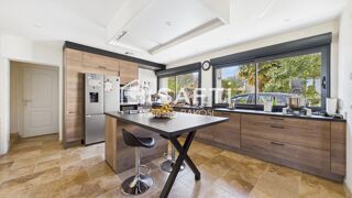  Maison � vendre 9 pi�ces 265 m�