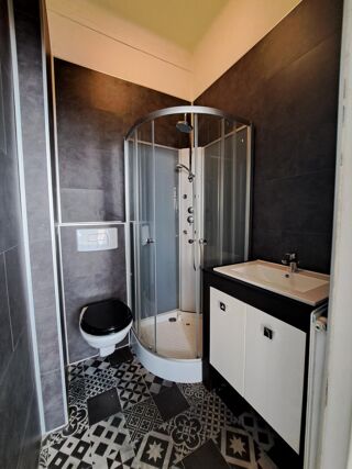  Appartement à louer 3 pièces 55 m²
