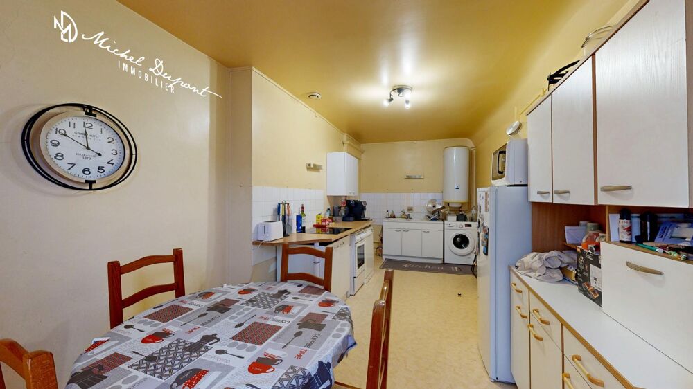 Appartement de 83 m² avec surface commerciale vitrée